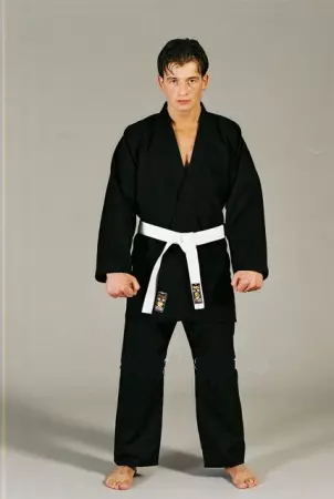 Karate Shugyo Basic Blanc ou Noir